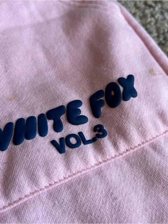 White Fox Shorts - Picture 3 of 3